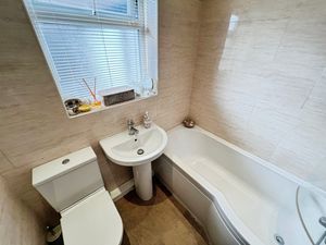 Bathroom- click for photo gallery